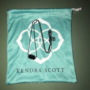 Kendra Scott Pendant Necklace